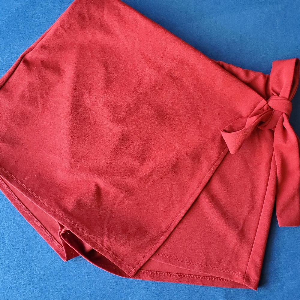 Red Skort